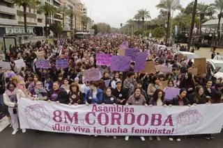 Casi 15.000 madres andaluzas viven bajo protección policial