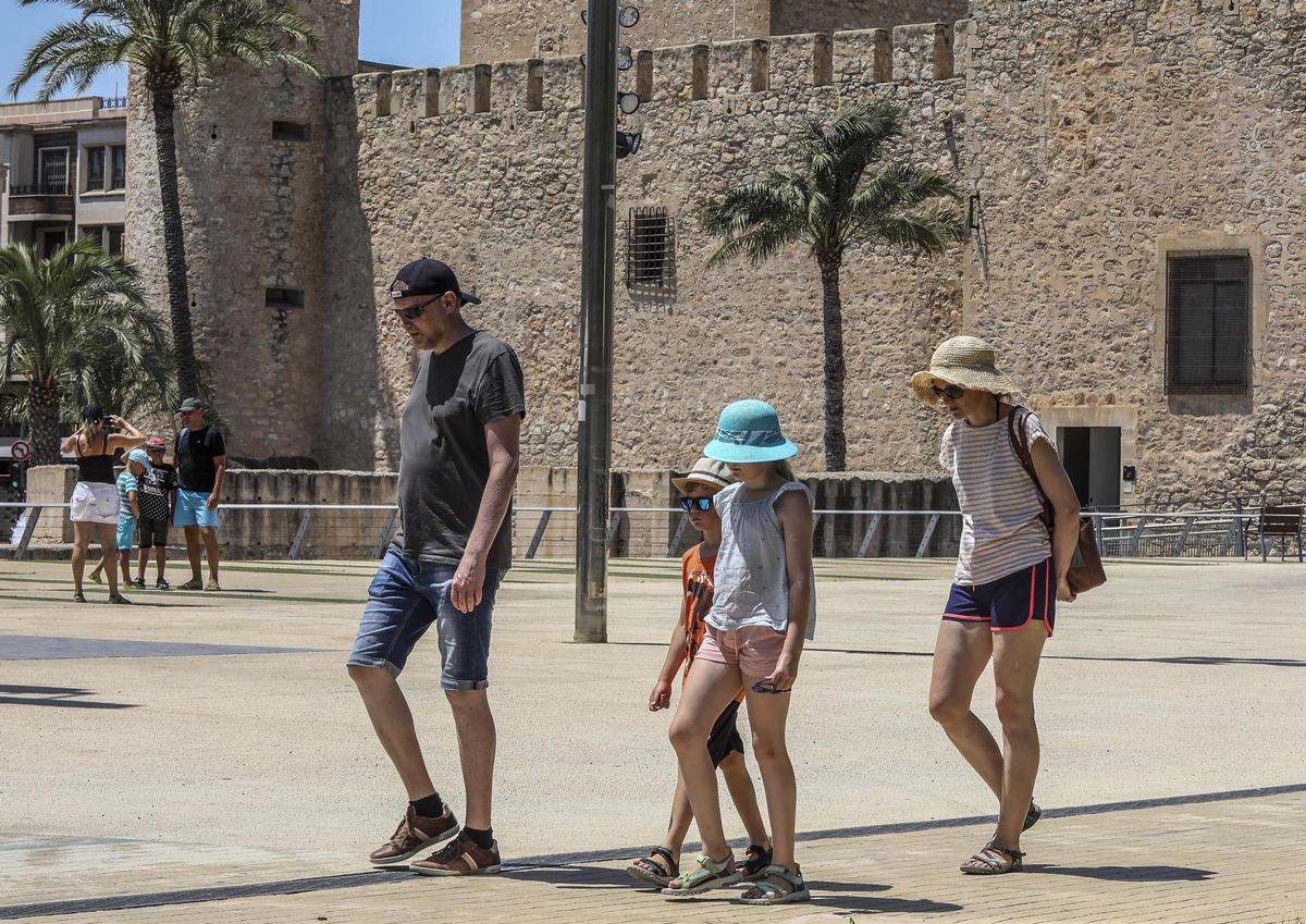 Turistas en Elche, el pasado verano