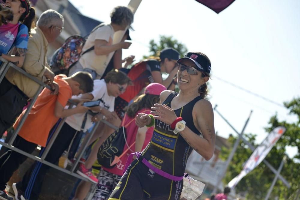 Llegada a la meta del Triatlón Villa de Fuente Álamo