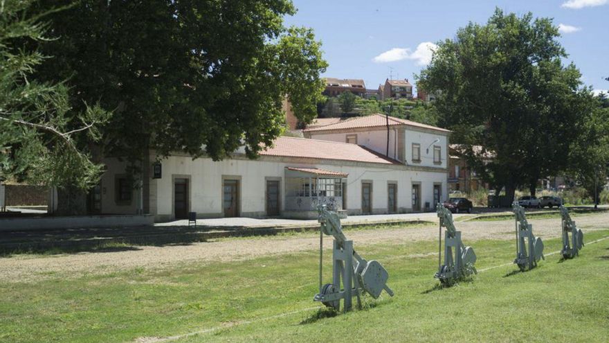 La Asociación Benaventana Tren Ruta de la Plata: El corredor del Oeste &quot;solo puede ser viable&quot;
