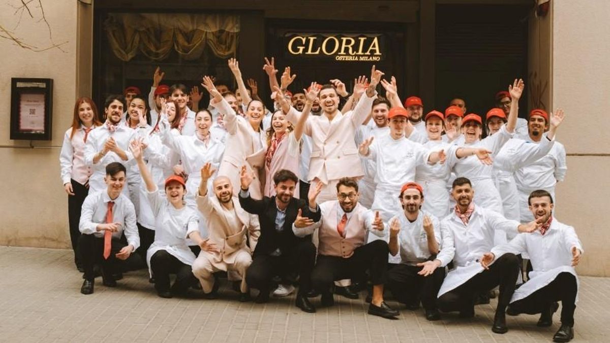 Parte del equipo del restaurante italiano Gloria Osteria.