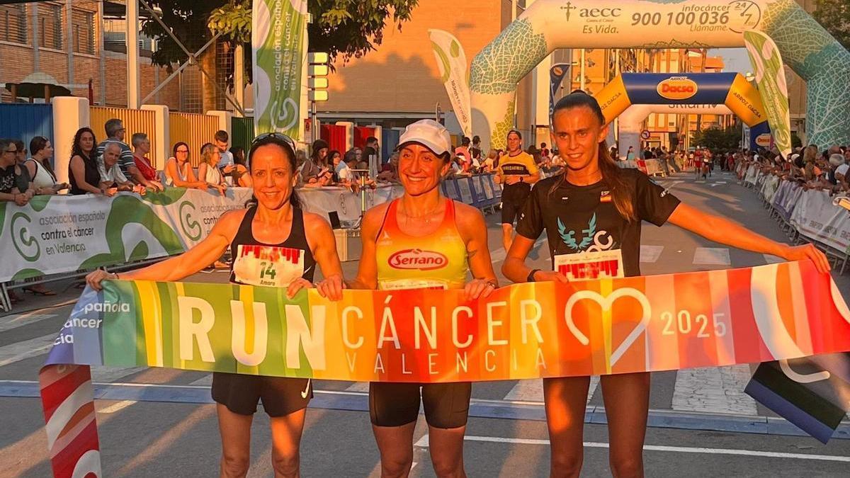 Las ganadoras de la categoria femenina del 10K en Alboraya