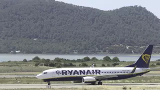 Ryanair presenta las rutas de Ibiza para el verano de 2025