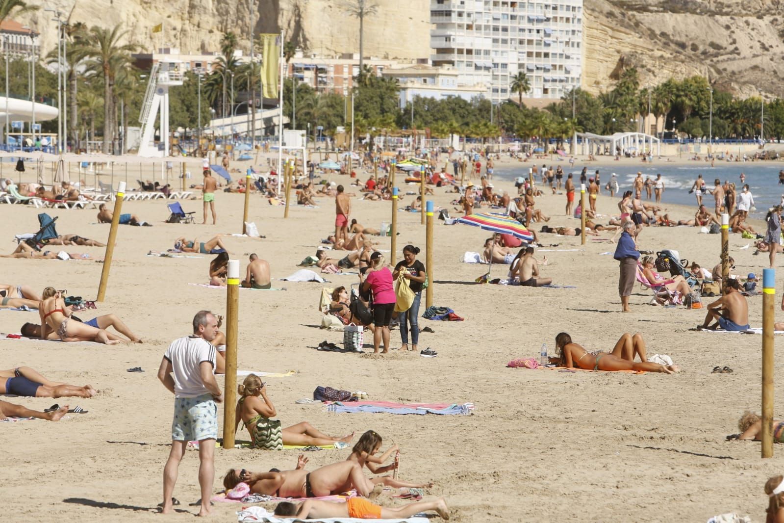 El Día de la Hispanidad en Alicante, en imágenes