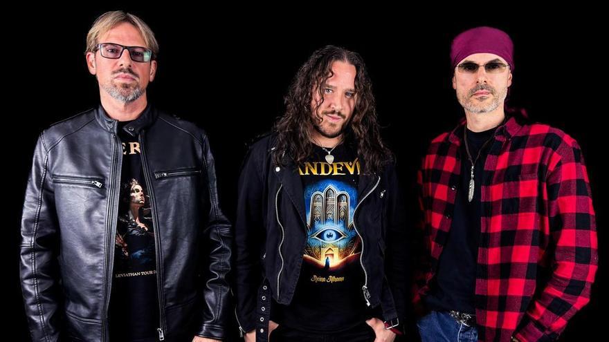 Lándevir, durante una sesión de fotos en INFORMACIÓN