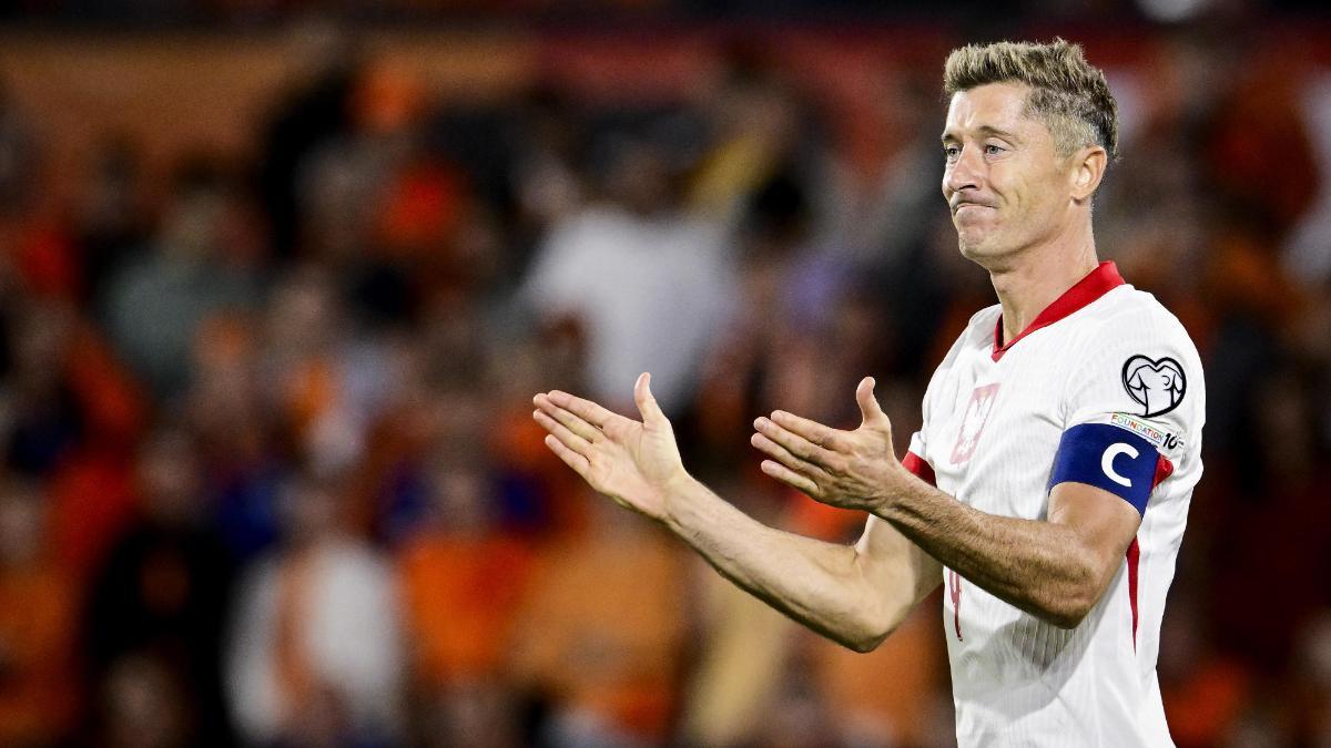 Robert Lewandowski, con la camiseta de Polonia