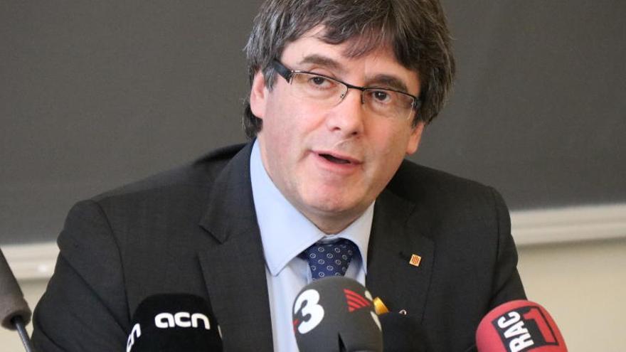 Puigdemont demana que Sànchez torni a ser candidat a la investidura