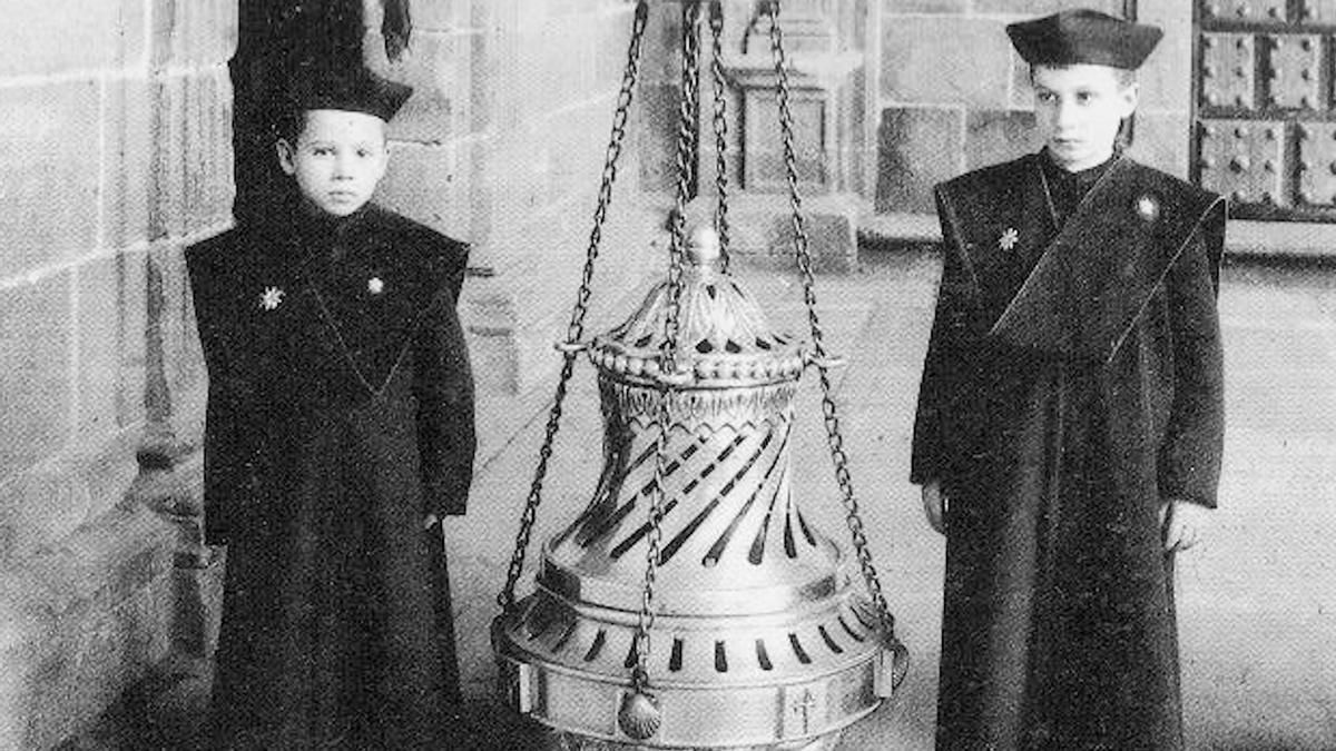 Botafumeiro, c. 1905 / Compostela. Memoria fotográfica