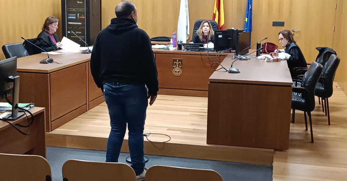 El hombre condenado por maltrato animal, por tirarlo desde el  viaducto. | FDV