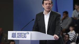 El PP aspira a mantenir el feu pendent de l’extrema dreta