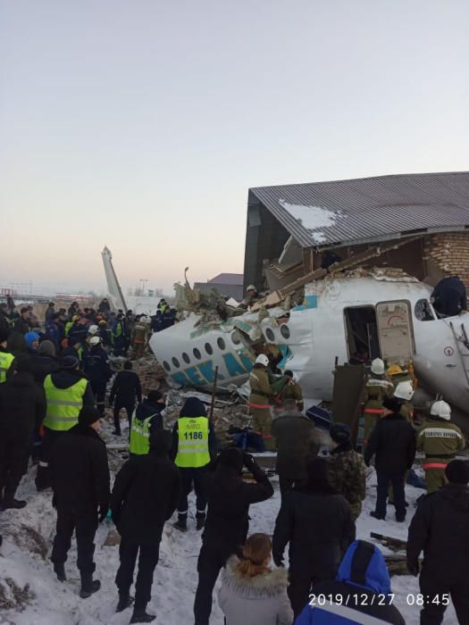 Al menos 12 muertos en un accidente aéreo en Almatý, Kazajistán