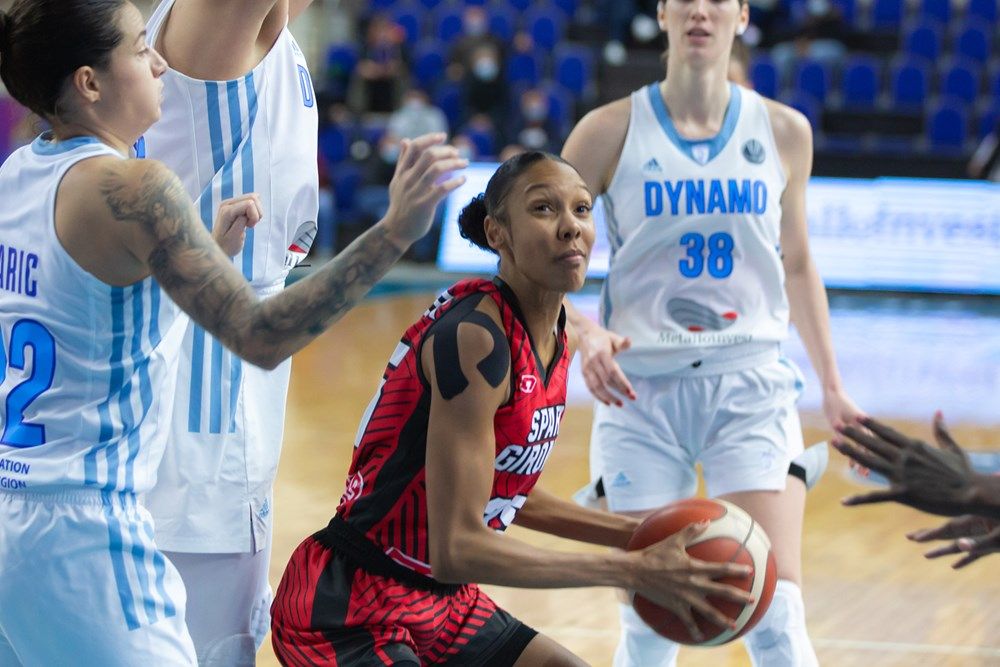 Clara derrota de l'Spar Girona en la visita a Kursk (92-75)