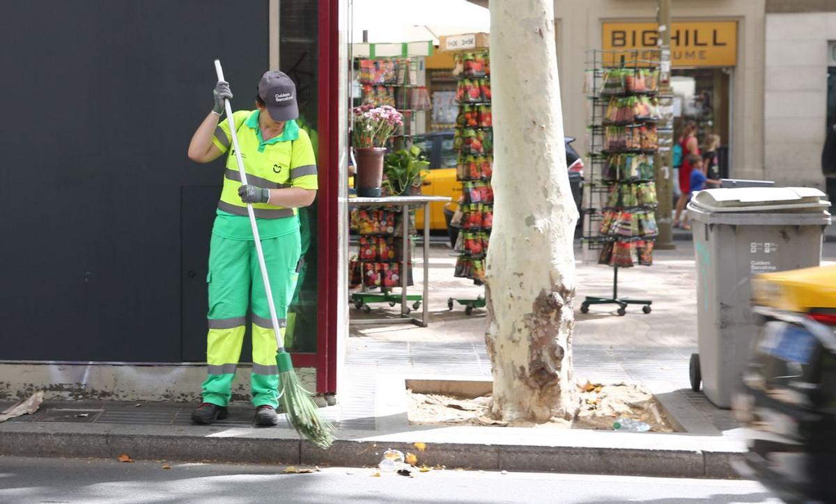 Mor una netejadora de BCN després de treballar tot el dia al sol Mor una netejadora de BCN després de treballar tot el dia al sol