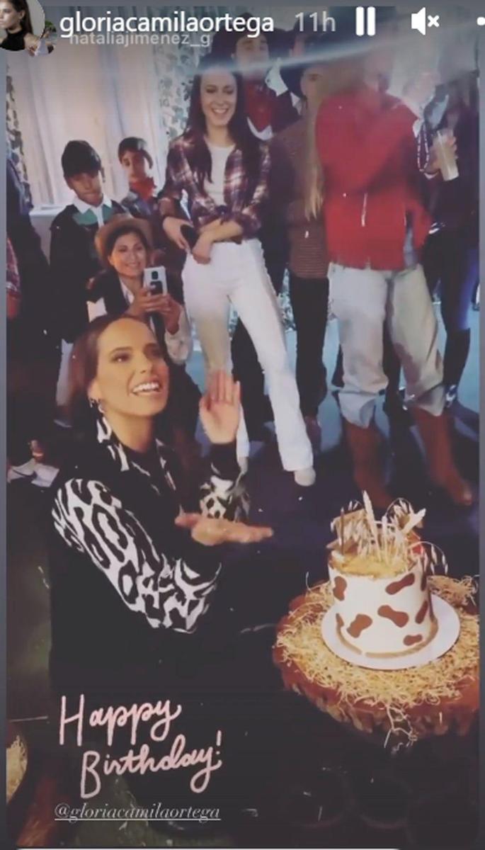 La auténtica reina de la fiesta, que para eso es su cumpleaños