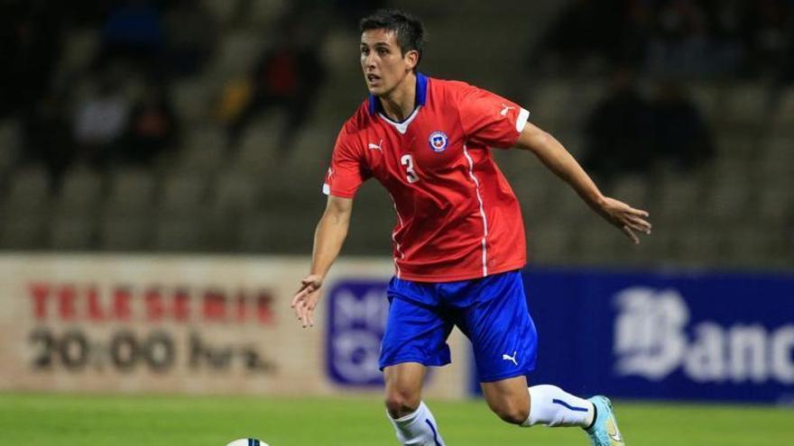 Enzo Roco, durante un partido con la selección de Chile