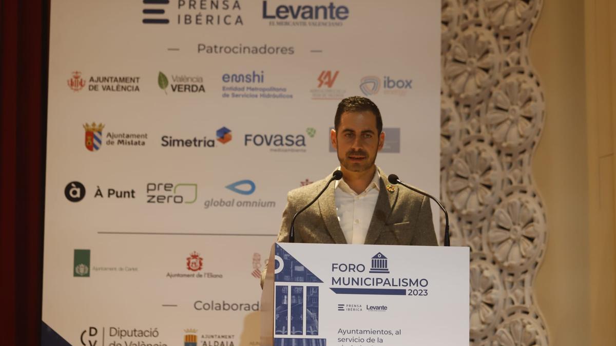 El foro de municipalismo de Levante-EMV, en imágenes