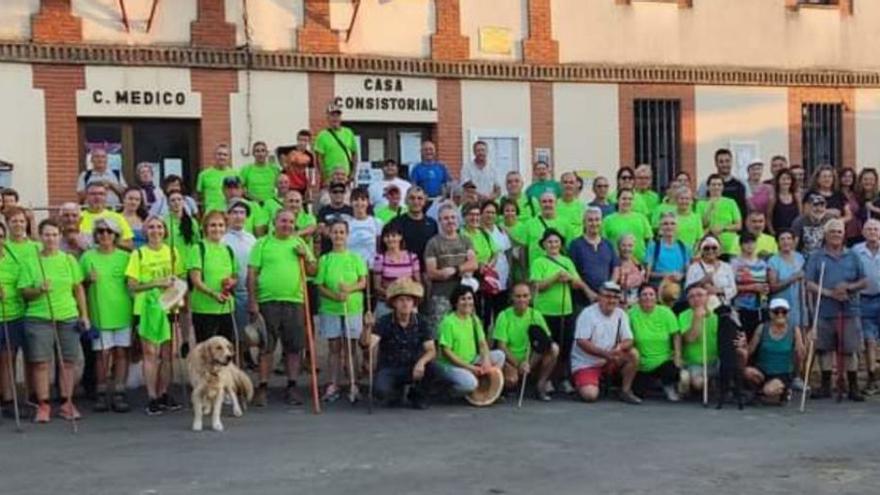 Distintos  momentos de la fiesta de Samir de los Caños para honrar a San Juan Bautista