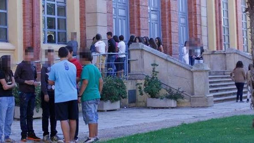 Uno de los institutos de la capital zamorana. Foto L. O. Z.