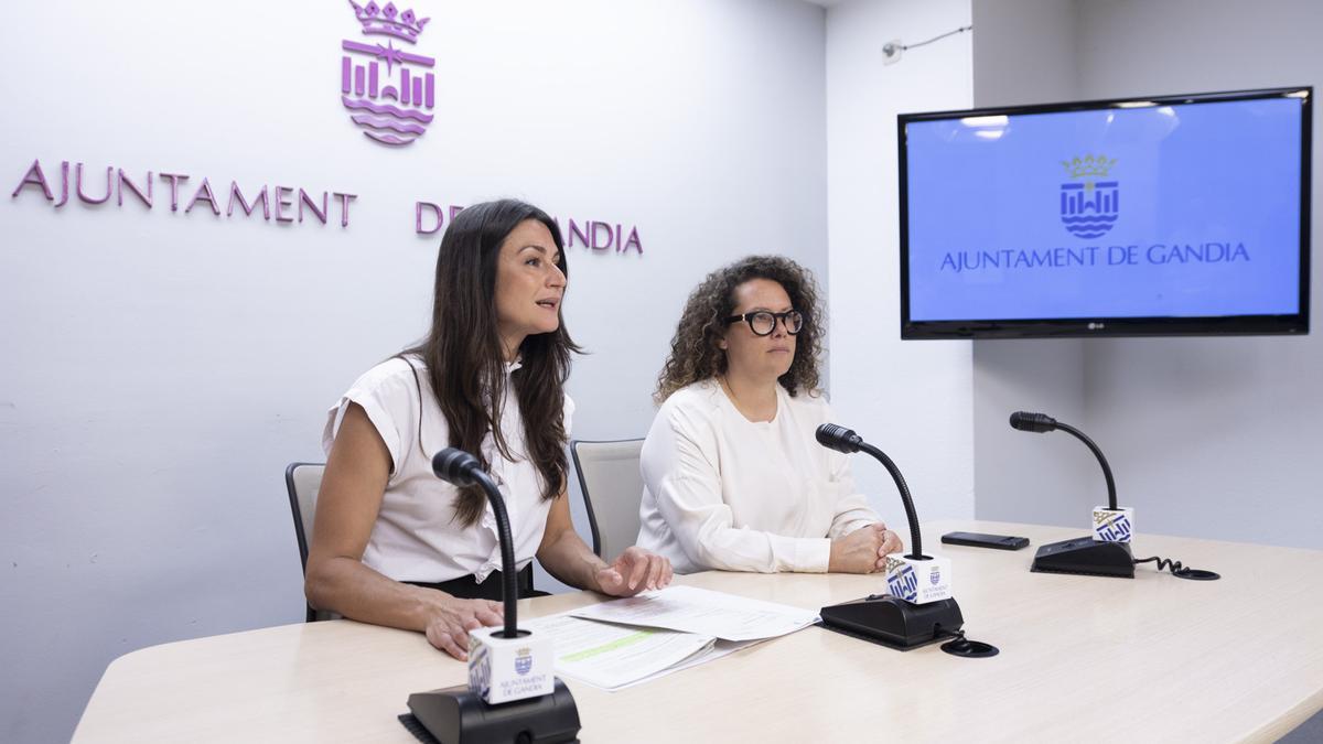 Balbina Sendra y Alicia Izquierdo en la rueda de prensa de este lunes.