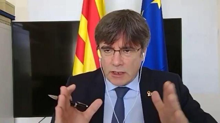 Puigdemont diu que ha reprès "de manera incipient" el contacte amb Junqueras i confia en "revertir les desavinences"