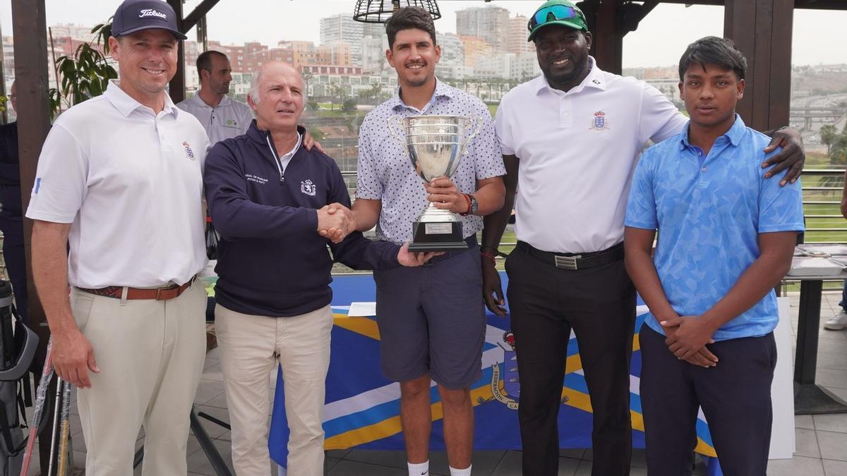 El equipo formado Malang Jaameh, Samuel Santana, César Crespo y Prakash Aisa se alzan con la victoria en el II Open por Equipos de Las Palmeras Golf.