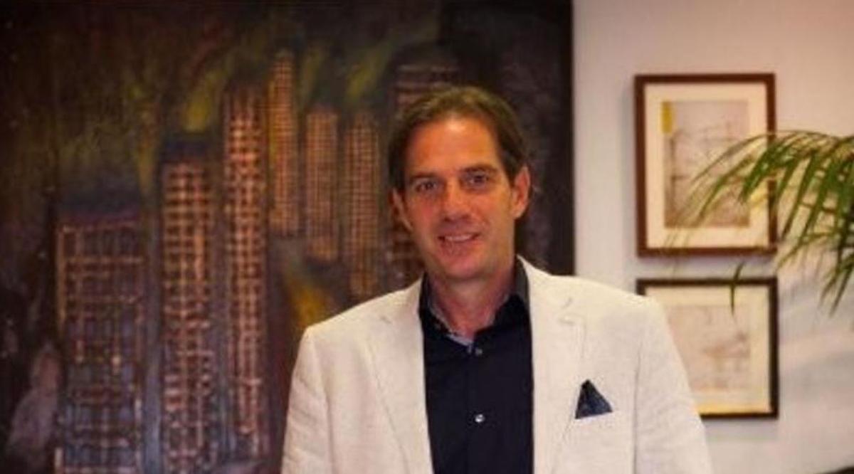 El arquitecto Rafael Santa-Cruz y Carrillo de Albornoz