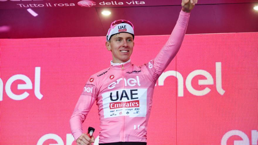 Pogacar da el primer gran golpe en el Giro en contrarreloj de Perugia