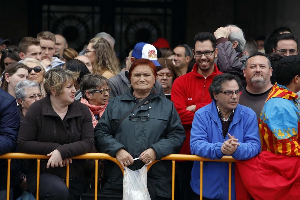 Búscate en la mascletà del 5 de marzo