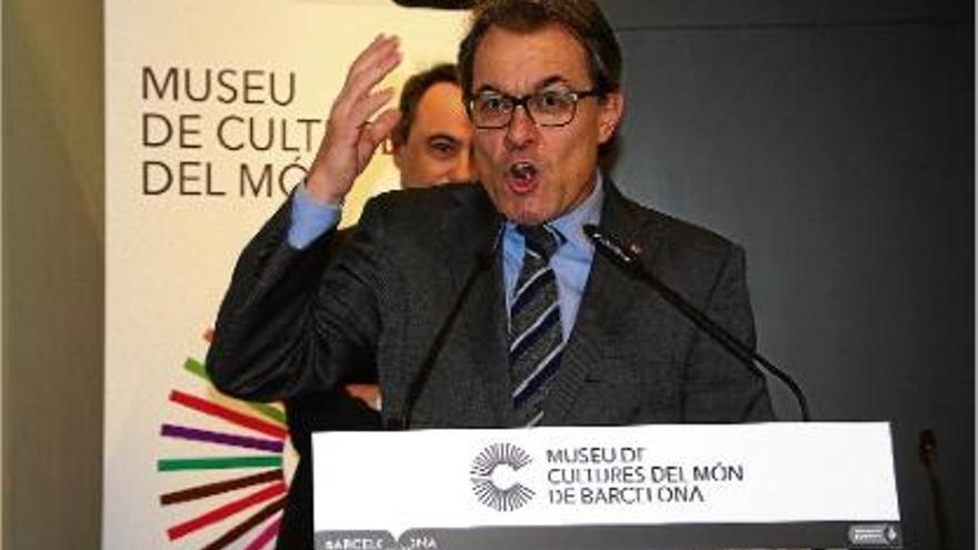 Artur Mas va acusar el Govern central de tenir una actitud &quot;vuitcentista&quot;.