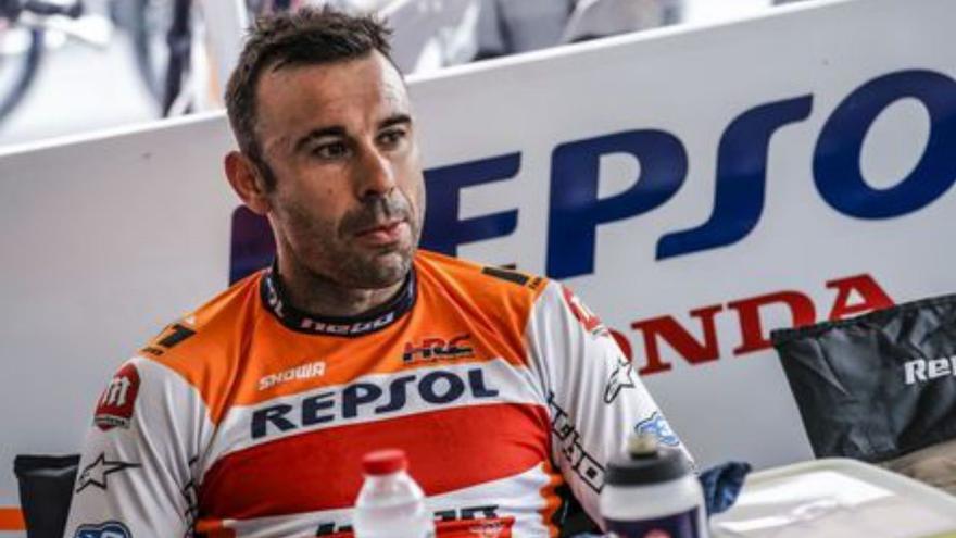 Toni Bou defensa el lideraten el retorndel Mundial