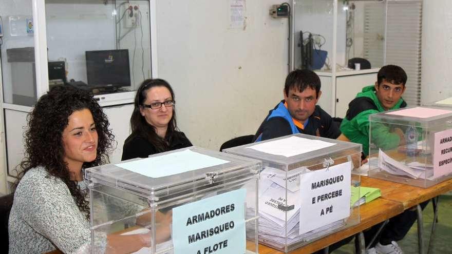 Las votaciones celebradas en 2014, en O Grove. // Muñiz