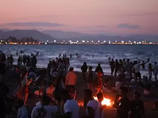 Dispositivo de San Juan en València: 300 policías, 25 toneladas de leña y 4 puntos violeta