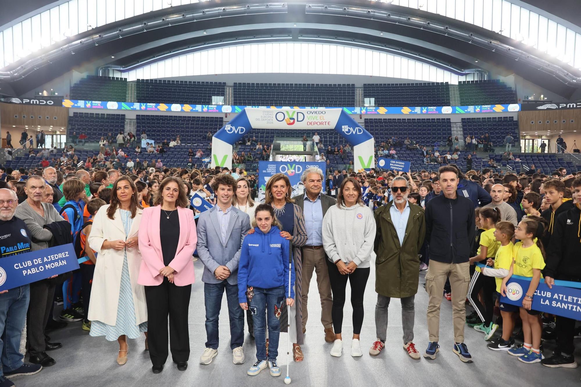 EN IMÁGENES: El encuentro de 50 clubs de Oviedo en el Palacio de los Deportes