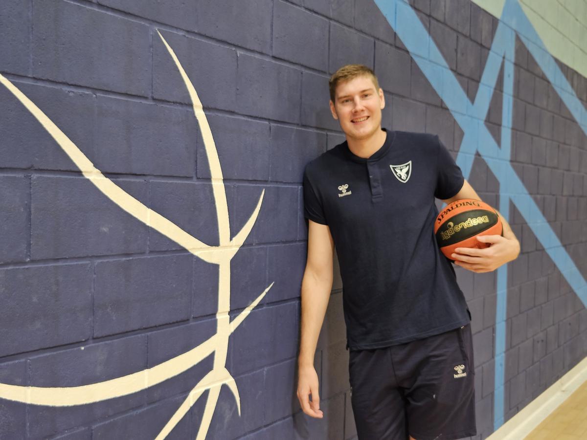 Simon Birgander, en su presentación como jugador del UCAM Murcia CB