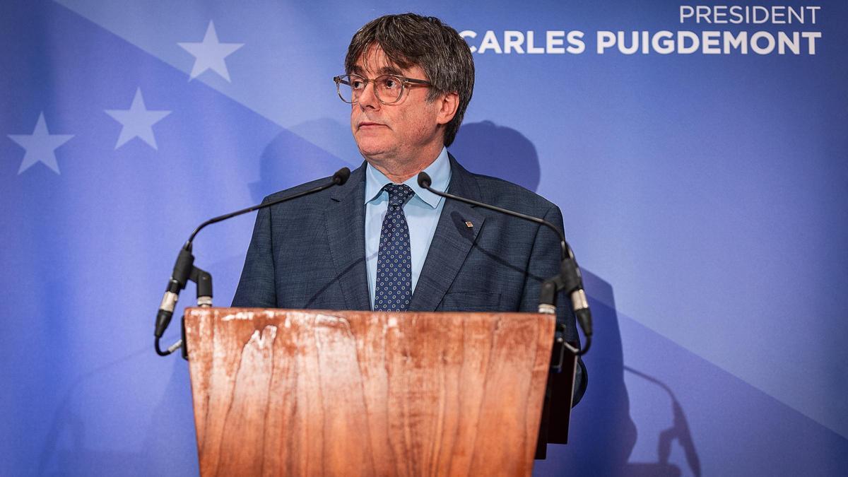 Puigdemont defiende el 1-O y llama a la movilización en su sexto aniversario