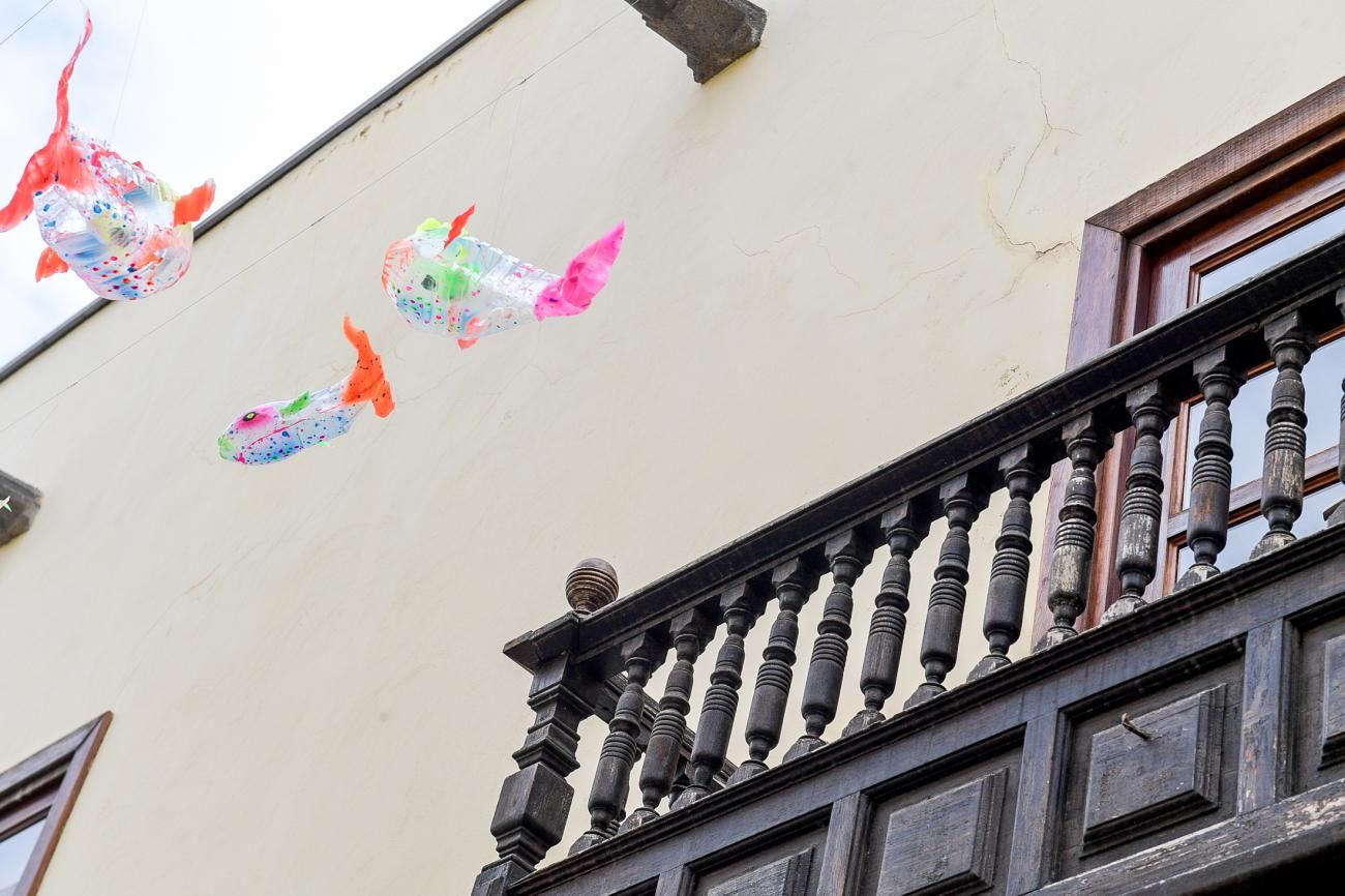 Peces en la calle Cano