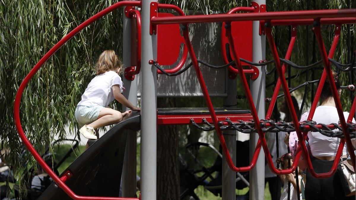 La Generalitat recomienda no ir a los parques infantiles si hay muchos niños