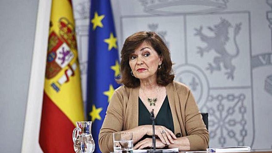 La vicepresidenta del Govern, Carmen Calvo, ahir, en roda de premsa.