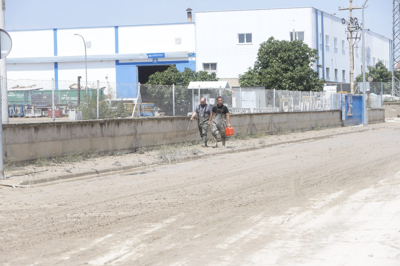 Así han quedado las empresas de la Cartuja Baja y el Tercer Cinturón después de la tormenta