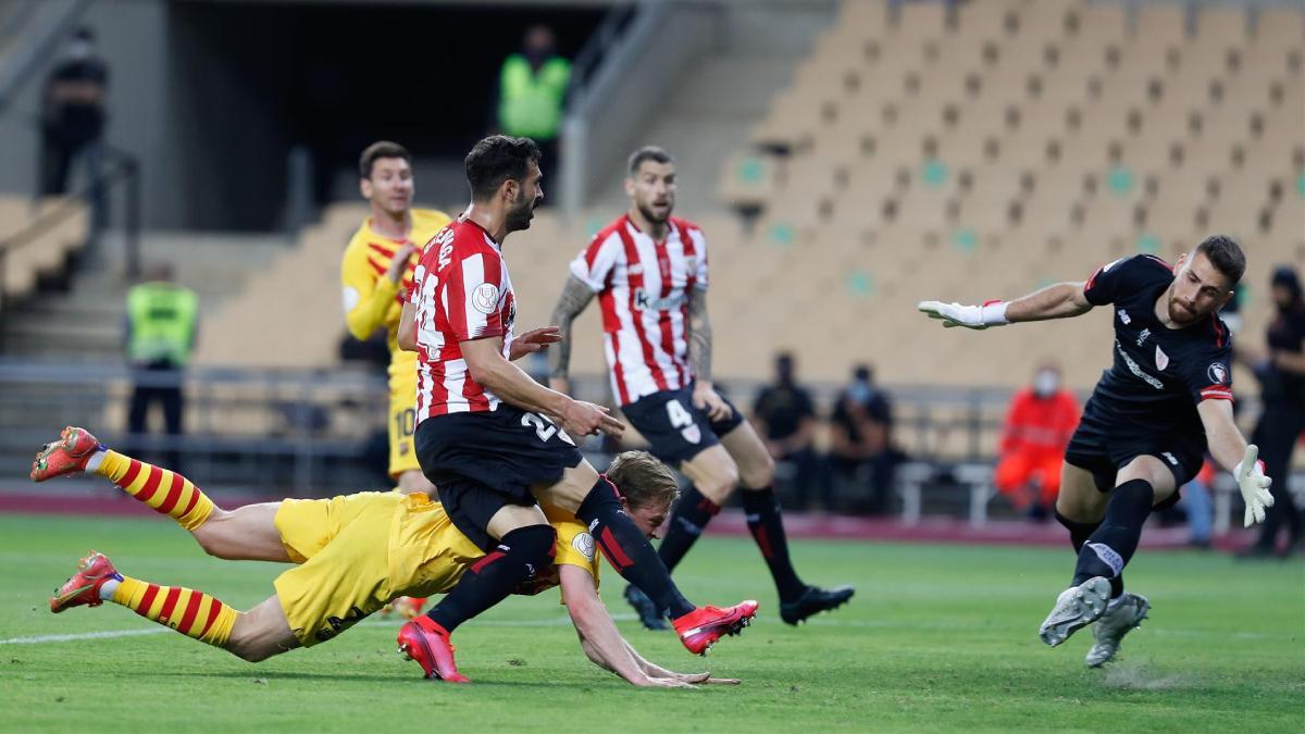 Frenkie de Jong anotó con este remate el 2-0 para el Barça en la final de Copa