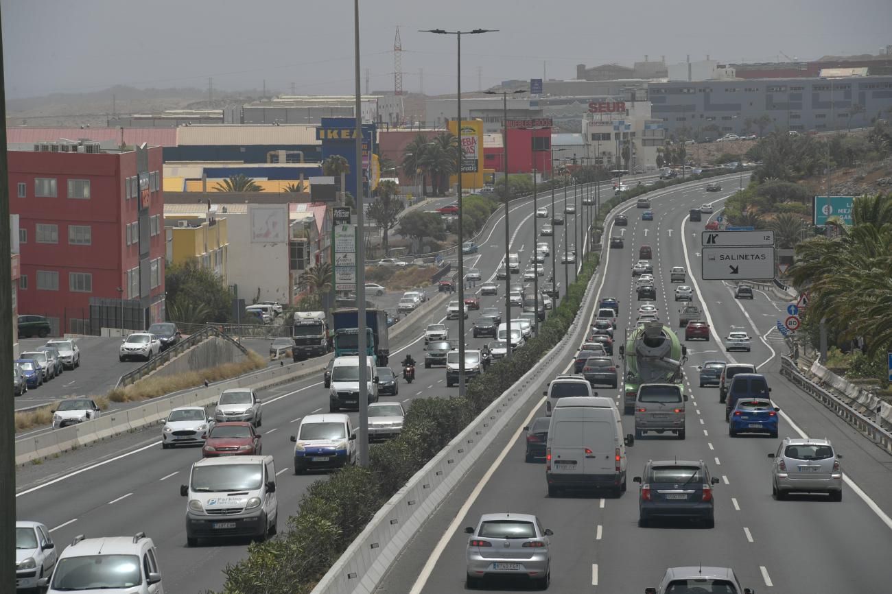 Operación salida del 'puente' de agosto en Gran Canaria