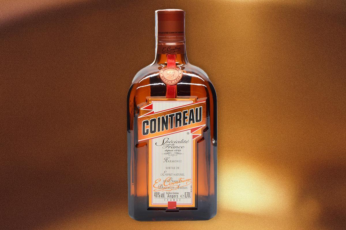 Botella de Cointreau