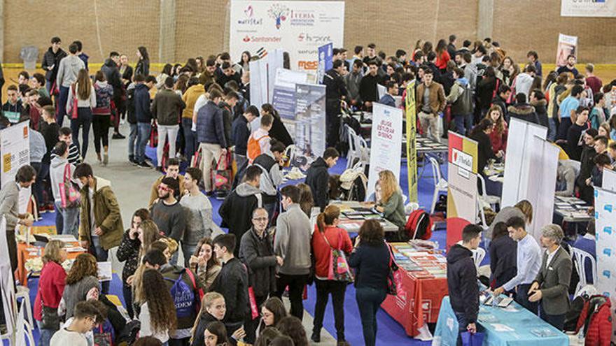 El Colegio Maristas organiza la 1ª Feria de Orientación Universitaria y Profesional