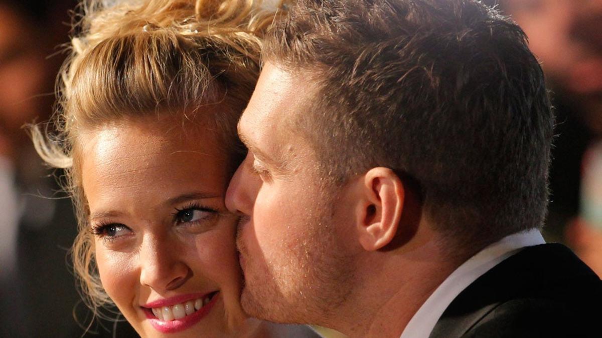 Luisana Lopilato y Michael Bublé en momento beso