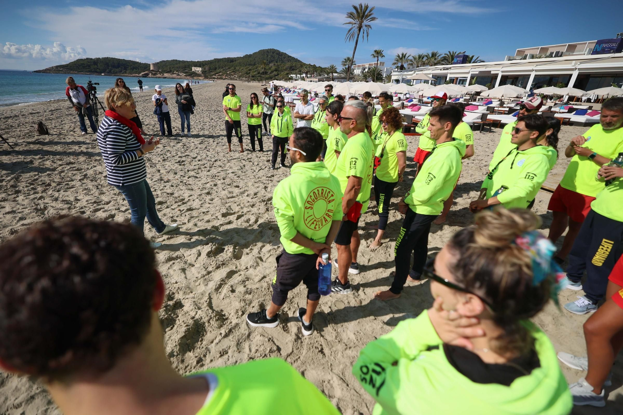 Galería: Más de 40 socorristas empiezan en nueve playas de Sant Josep