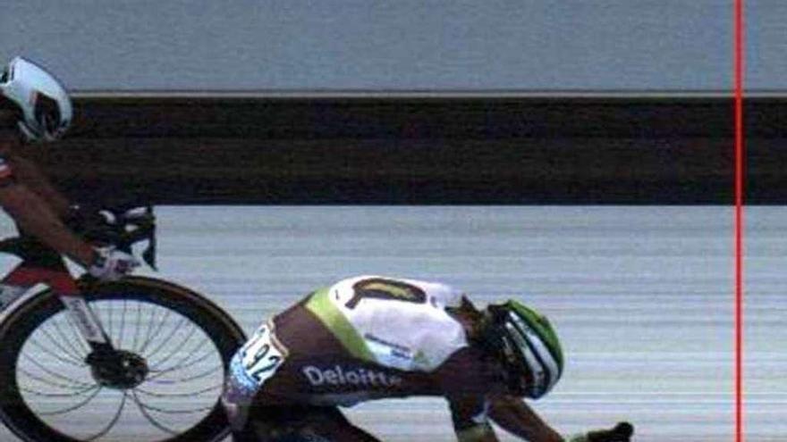 &quot;Foto finish&quot; protagonizada ayer por Kittel y Boasson Hagen.