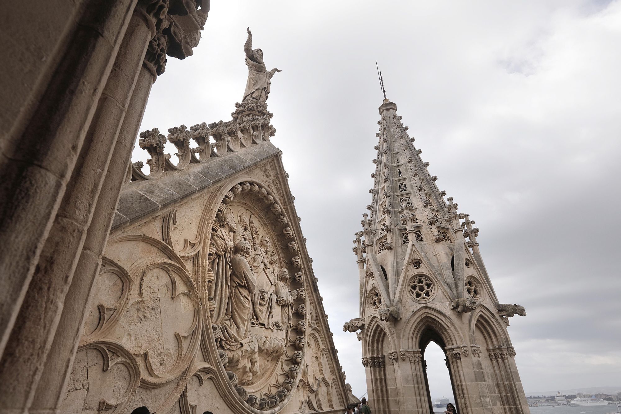 Spektakuläre Aussicht: So ist der Blick von der Dachterrasse der Kathedrale in Palma de Mallorca