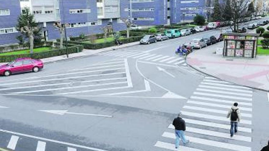 Cruce de las calles Río Dobra y Río Sella, para el que se pide un semáforo.