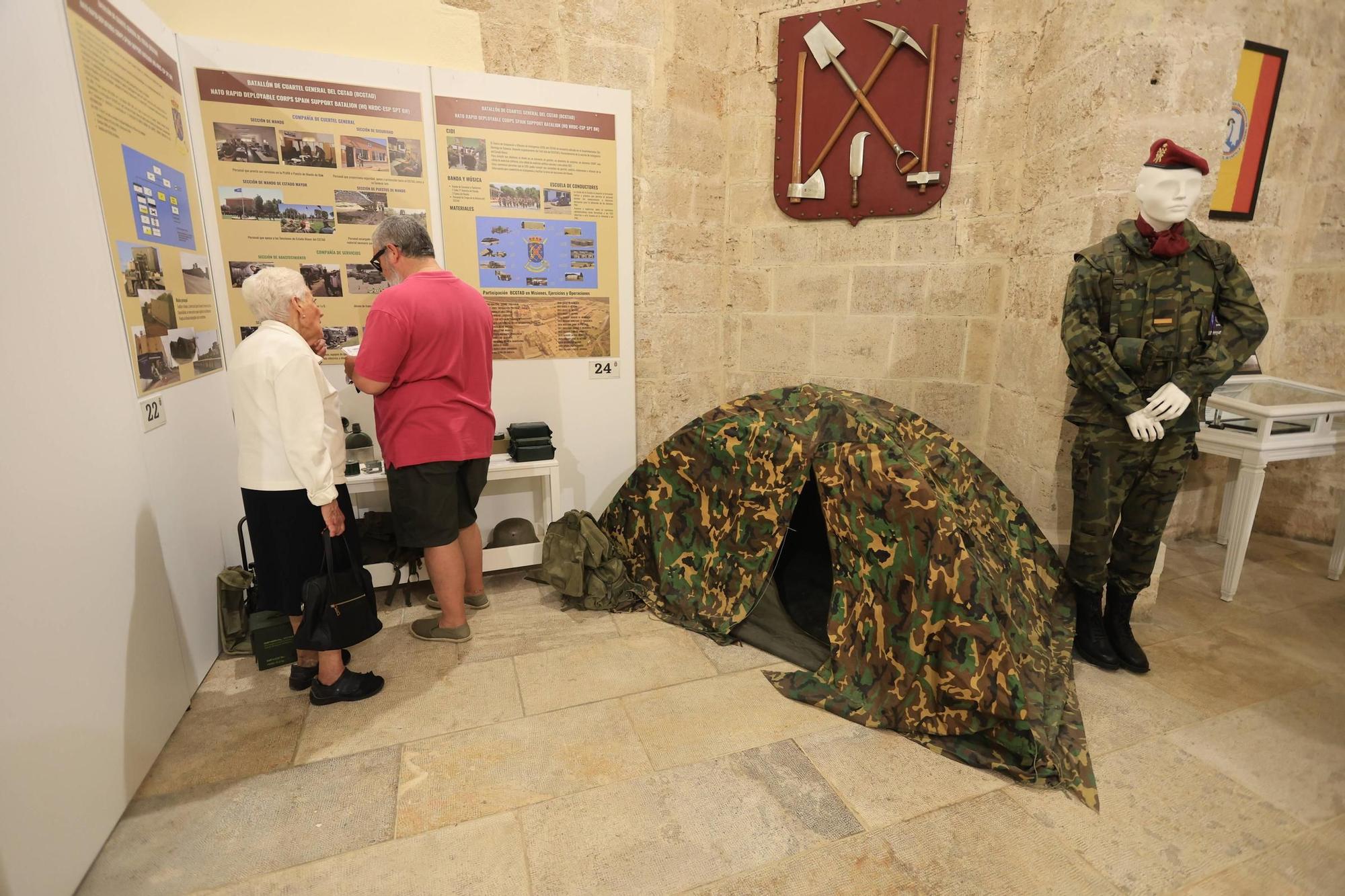Jornada de puertas abiertas en el cuartel de Santo Domingo de València