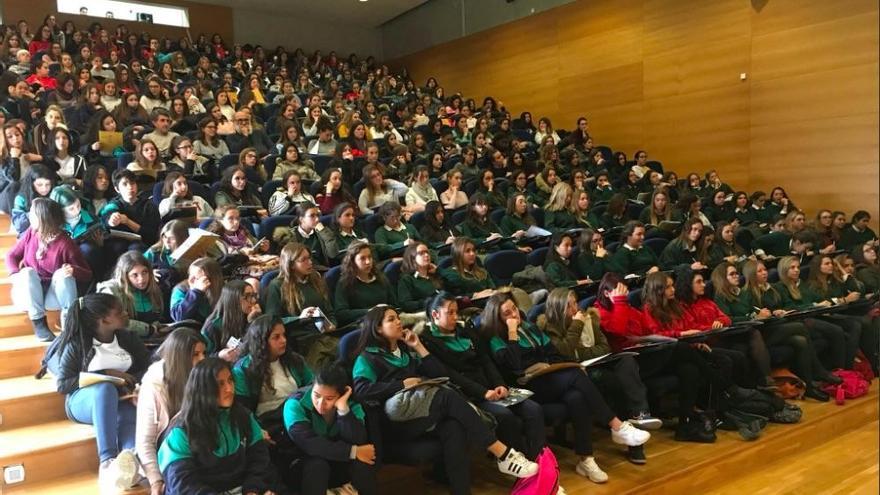 Las asistentes durante la presentación de la jornada